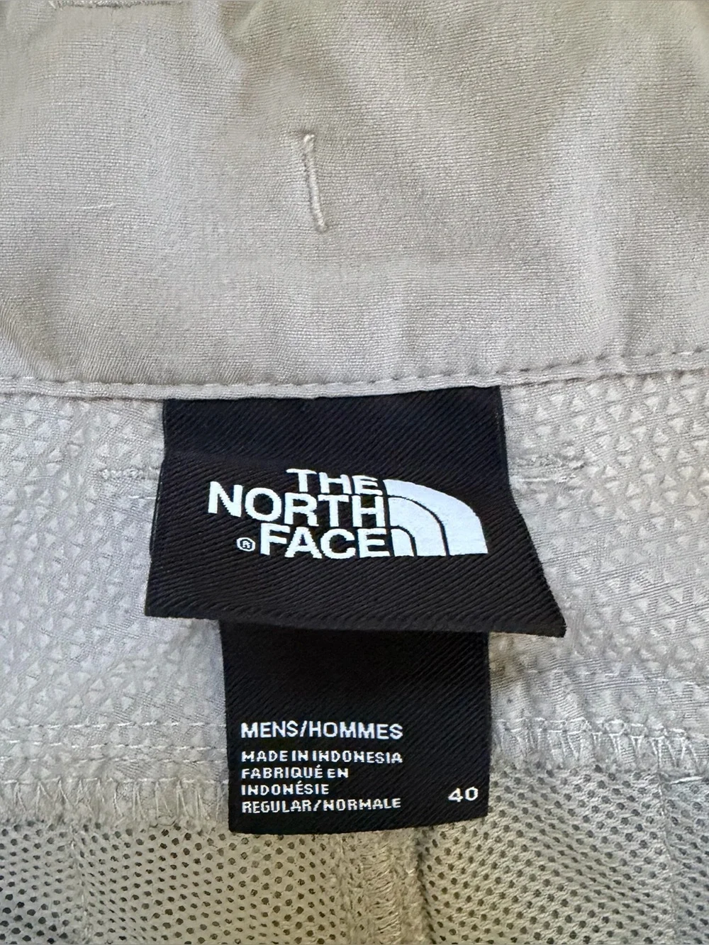 North Face Shorts Rolling Sun Gray Size 40 Hiking Outdoor Performance Packable